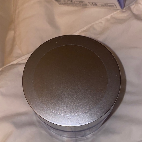 GoPure Tighten & Lift Neck Cream - Picture 4 of 5